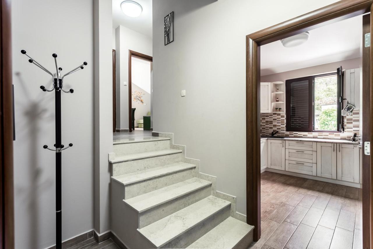 Keystone Apartments دونجي مورينج المظهر الخارجي الصورة